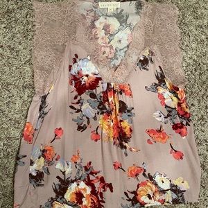 Vici floral lace tank.